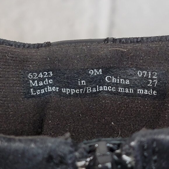 CLARKS Womens 9 Ingalls Dover Leather Black Heeled‎ Booties Comfort Ankle Boots - Picture 3 of 11